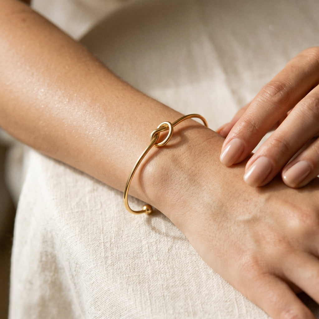 Kassia Knot Slip-On Bangle — VELOU Amsterdam