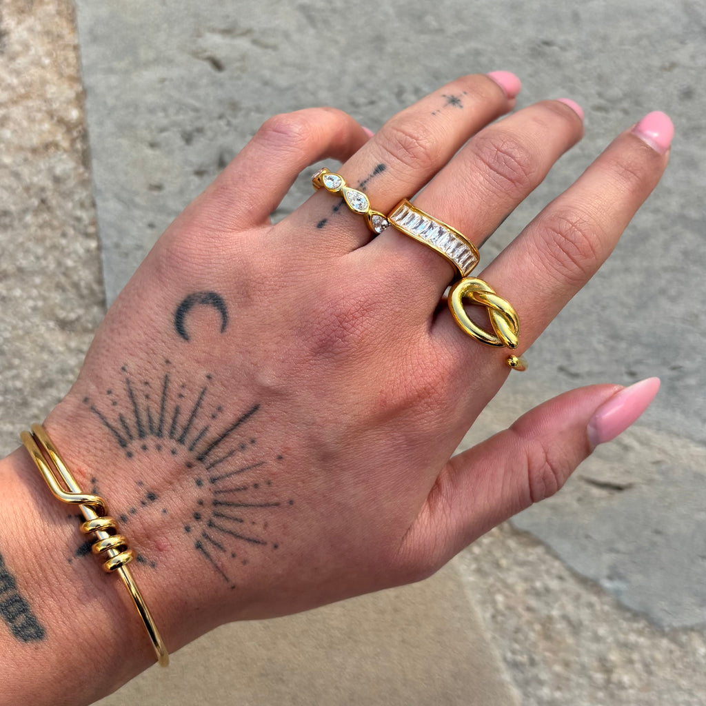 Noéra Baguette Stone Ring