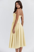 Vestido Midi Plisado – Cuerpo Estructurado Con Bolsillos — VELOU