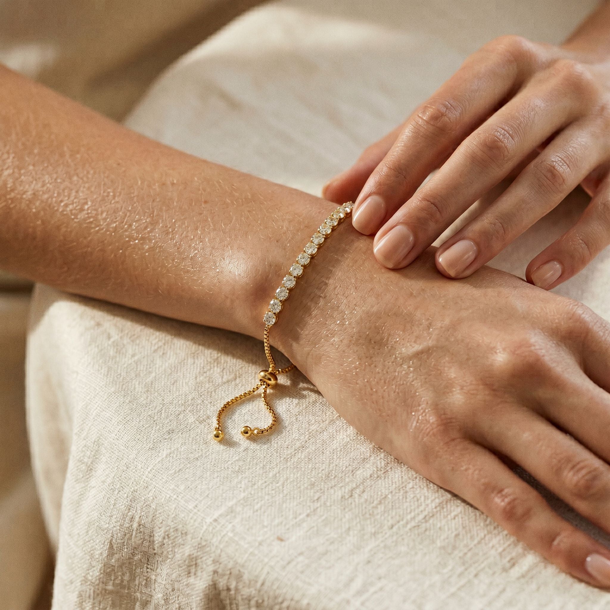 Sirena Sliding-Clasp Tennis Bracelet — VELOU Amsterdam