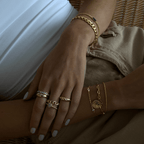 Doriane Twisted Band Ring