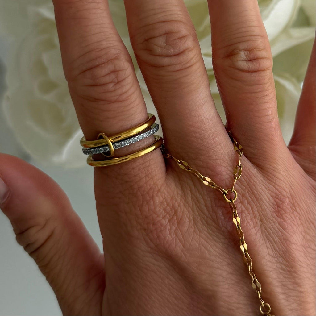 Esmé Viral Stacked Three-Ring Set
