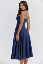 Vestido Midi Plisado – Cuerpo Estructurado Con Bolsillos — VELOU