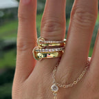 Béatrice Bound Interlocked Ring
